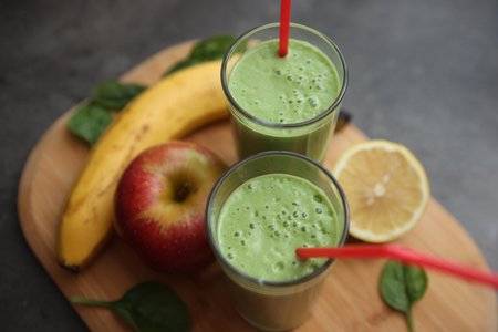 Spinach and banana smoothie