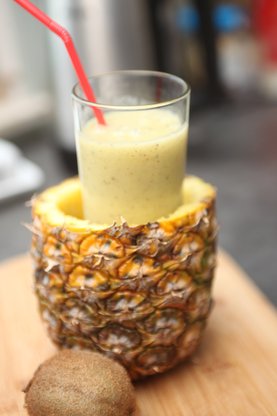 Pineapple and Kiwifruit smoothie