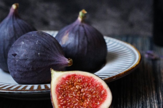 figs, raw